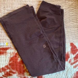 Lululemon maroon pants